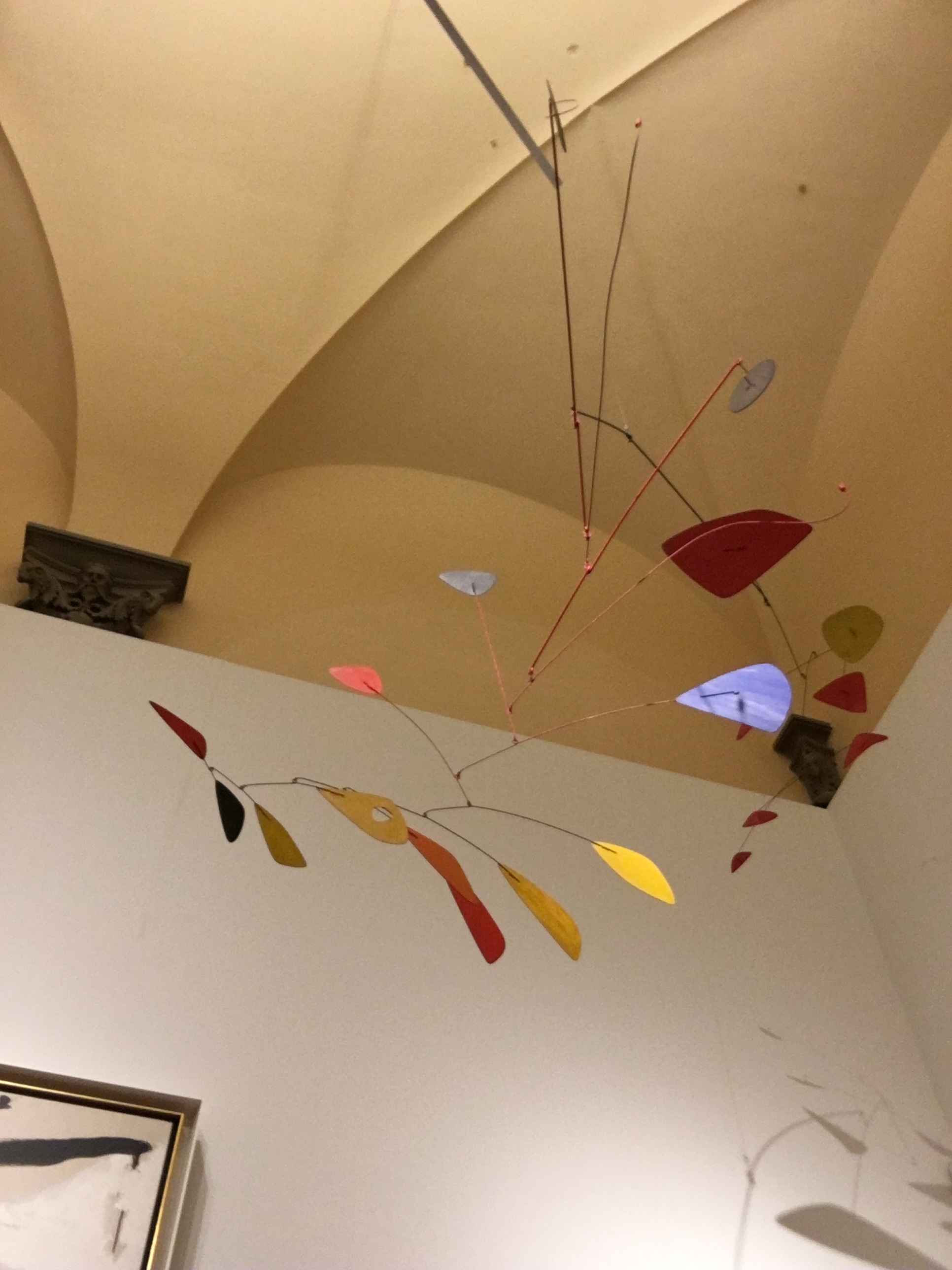 alexander_calder-_mobile